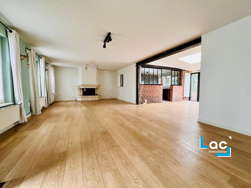 Maison ancienne - 179 m² - 7 pièces