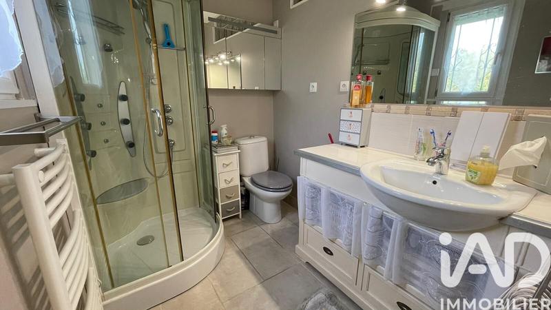 Maison - 161 m² - 9 pièces