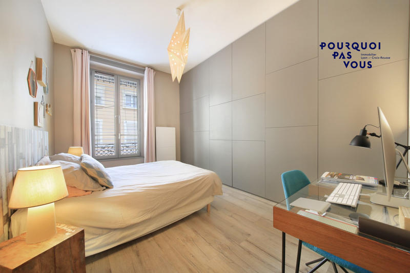 Appartement - 80 m² - 4 pièces