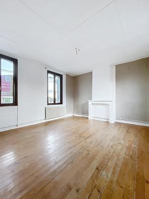 Maison - 90 m² - 6 pièces