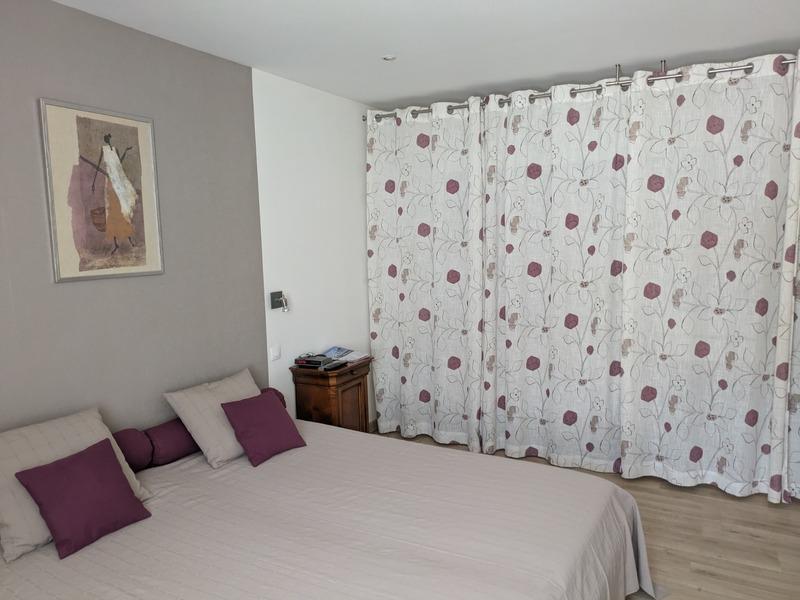 Maison - 195 m² - 9 pièces