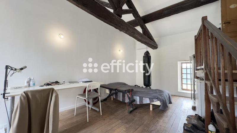 Immeuble - 213 m² - 10 pièces