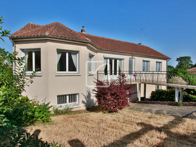 Maison - 132 m² - 6 pièces