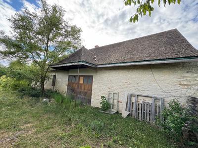 Maison - 85 m² - 5 pièces