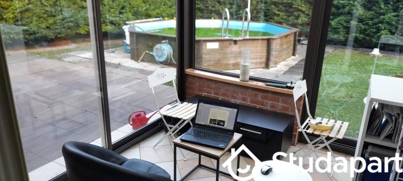 Chambre - 10 m² - 1 pièce