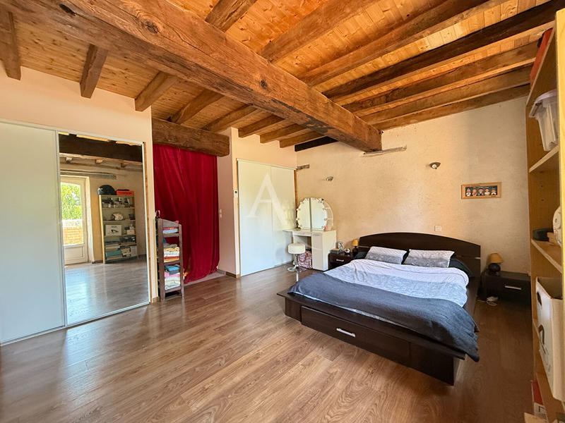 Maison - 193 m² - 7 pièces