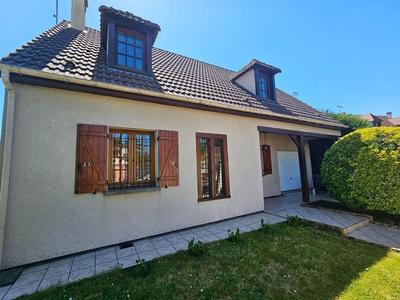 Maison - 145 m² - 6 pièces