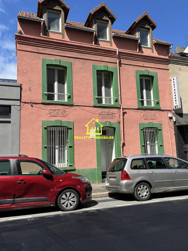 Appartement - 15 m² - 8 pièces