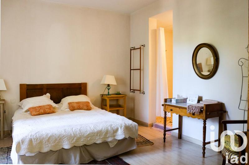 Maison de maîtres - 271 m² - 8 pièces