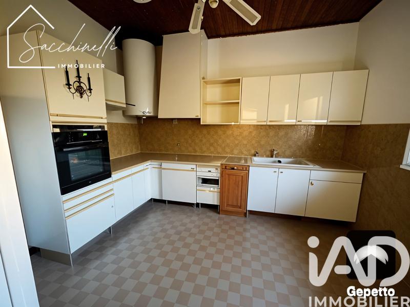 Maison - 146 m² - 5 pièces