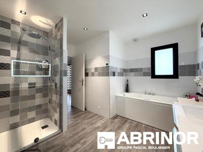 Maison d'architecte - 167 m² - 6 pièces