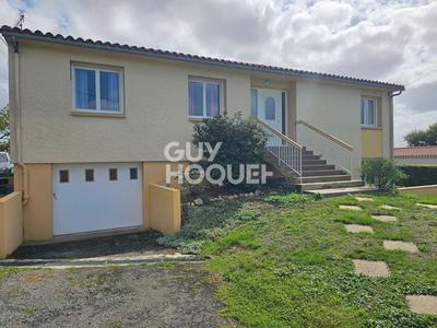 Maison - 150 m² - 8 pièces