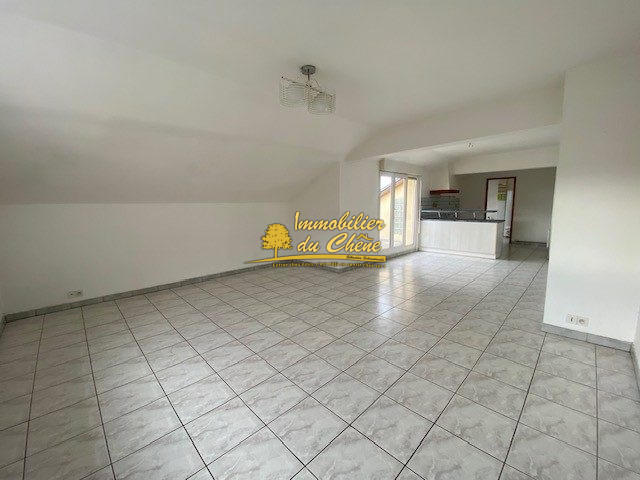 Appartement - 100 m² - 4 pièces