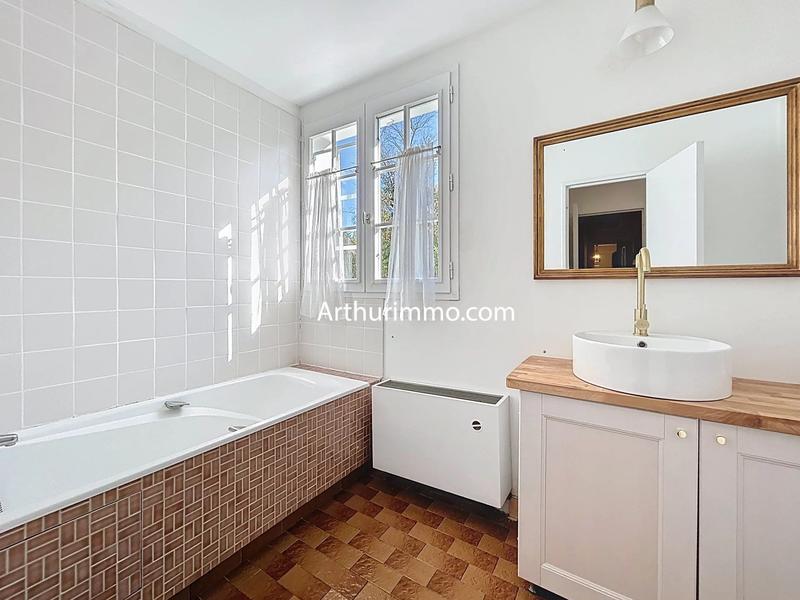 Maison - 168 m² - 7 pièces