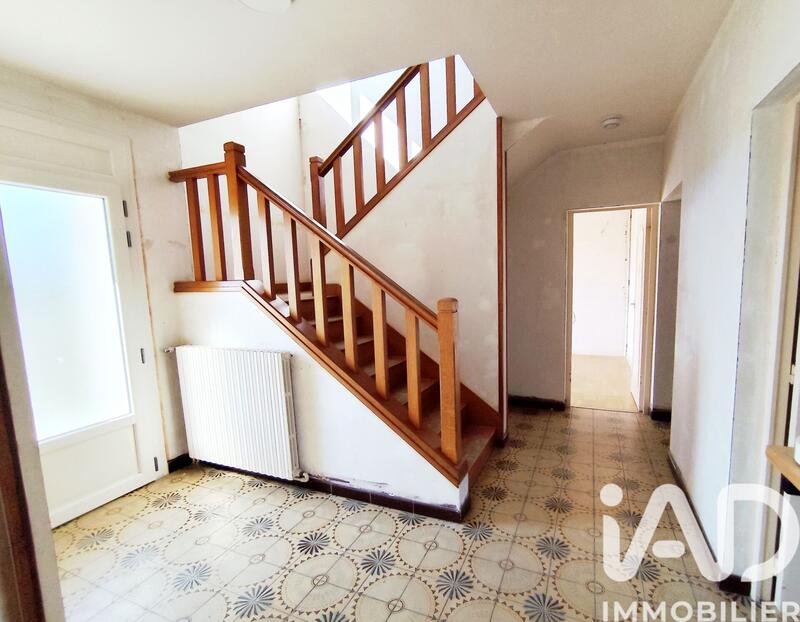 Maison - 195 m² - 6 pièces