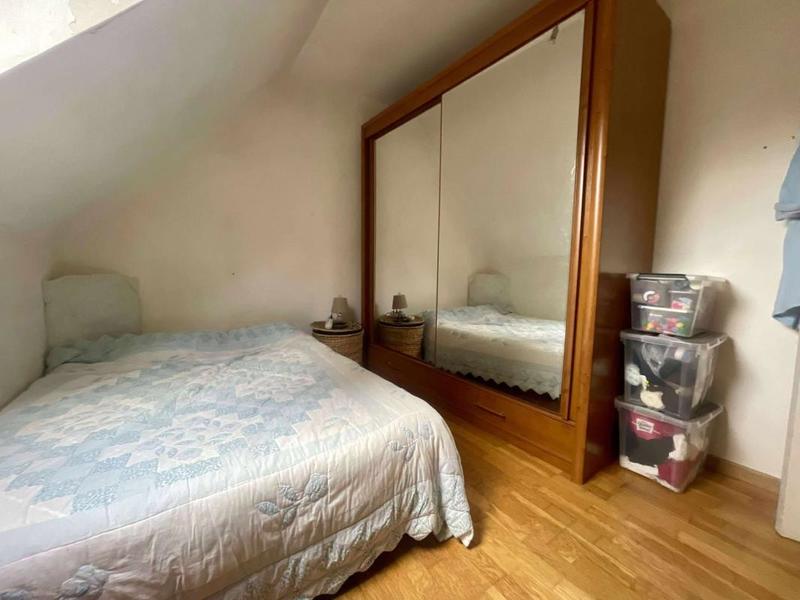 Maison - 99 m² - 6 pièces