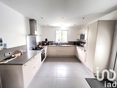 Maison - 104 m² - 6 pièces