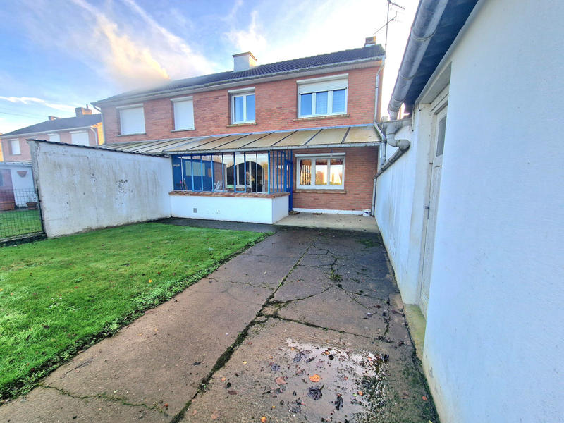 Maison - 84 m² - 4 pièces