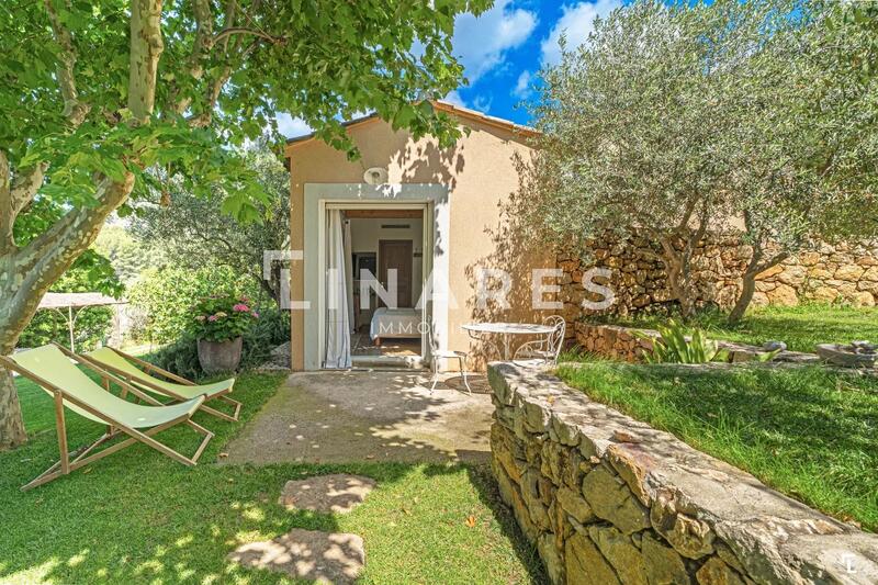 Villa - 220 m² - 7 pièces