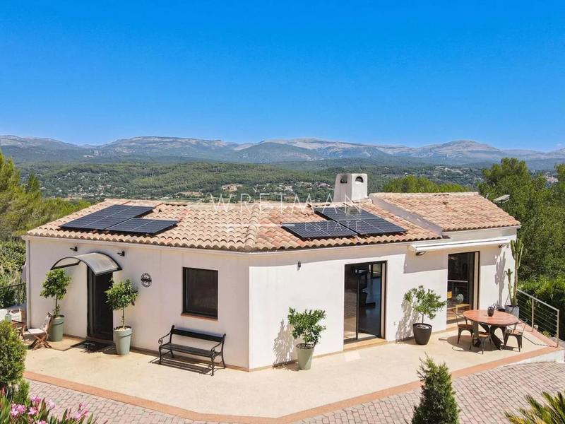 Villa - 291 m² - 5 pièces