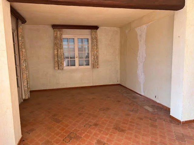 Maison - 151 m² - 6 pièces