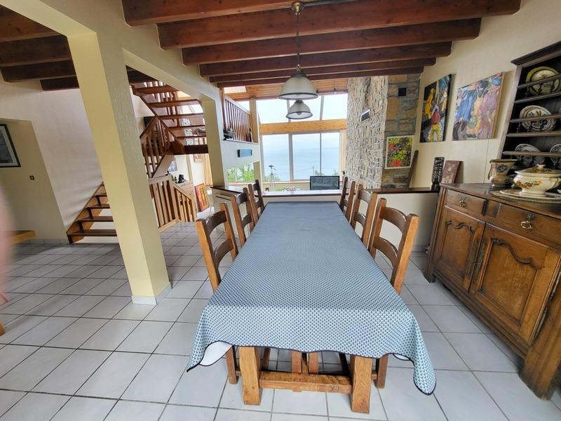 Maison - 131 m² - 8 pièces