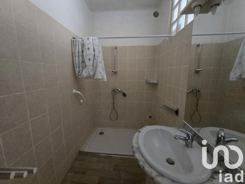 Maison - 184 m² - 8 pièces