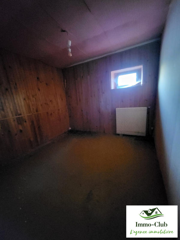 Maison ancienne - 180 m² - 3 pièces