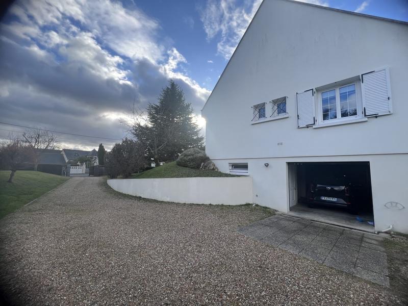 Maison - 104 m² - 6 pièces