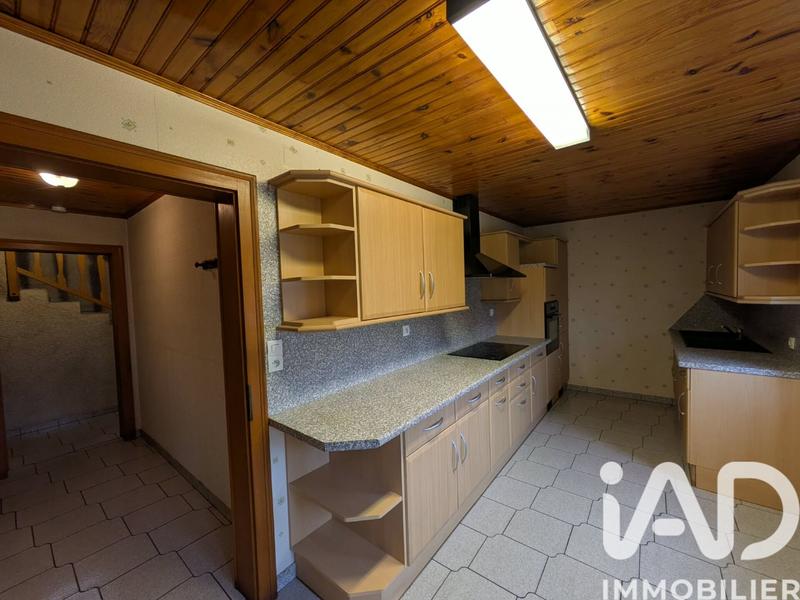 Maison - 161 m² - 8 pièces