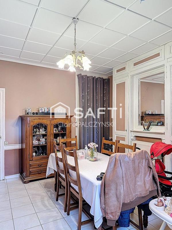 Maison - 88 m² - 4 pièces