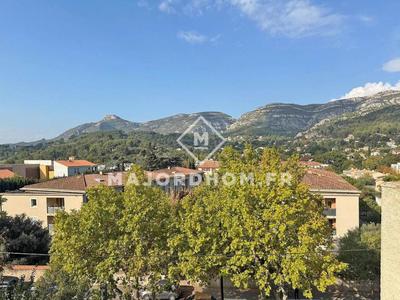 Maison de ville - 130 m² - 4 pièces