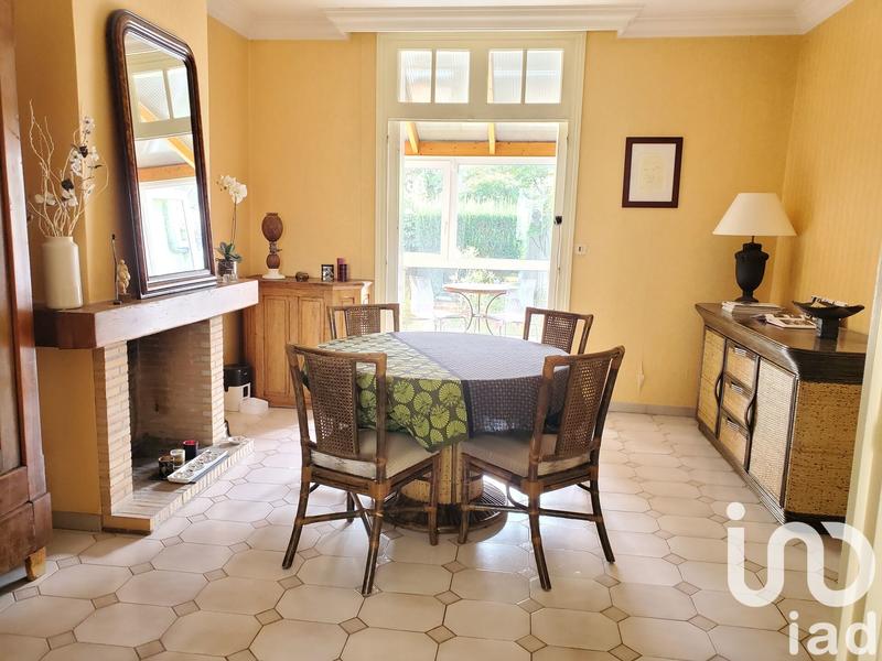 Maison - 142 m² - 8 pièces