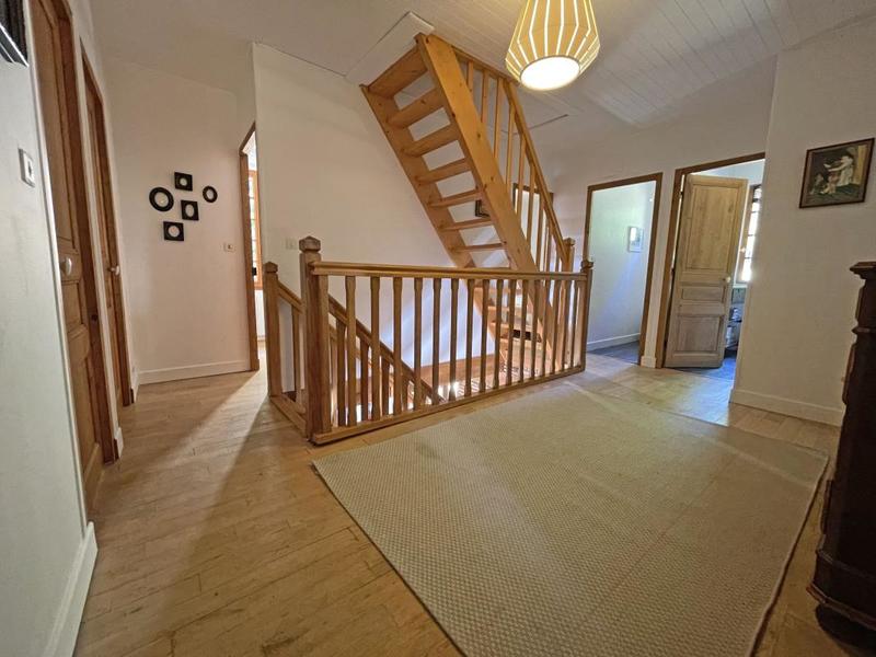 Propriété - 220 m² - 4 pièces