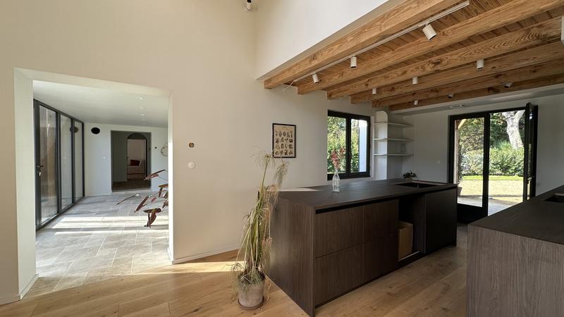 Maison - 170 m² - 5 pièces