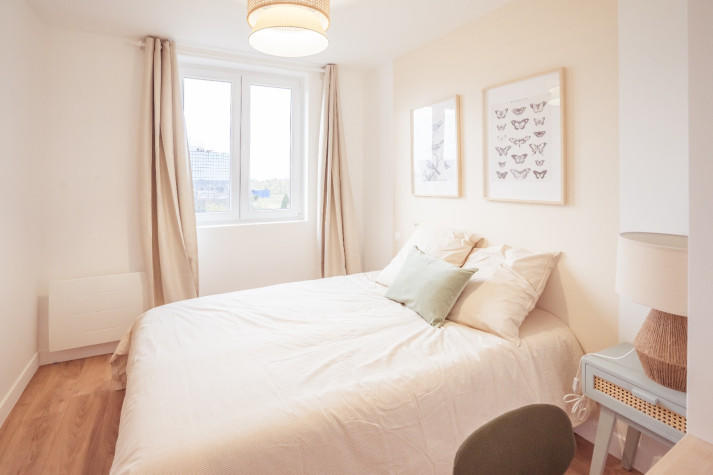 Appartement - 92 m² - 6 pièces