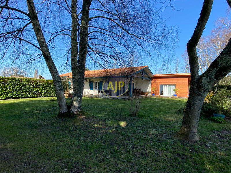 Maison - 122 m² - 6 pièces