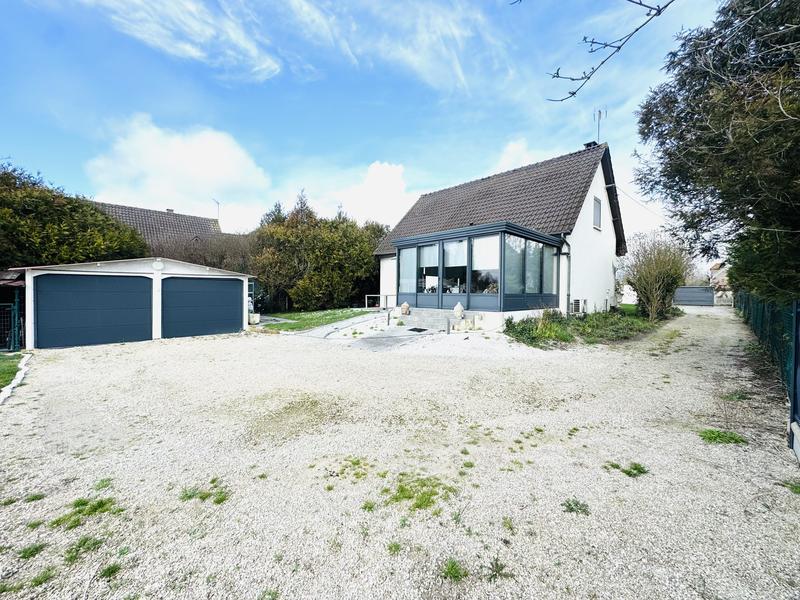 Maison - 140 m² - 7 pièces