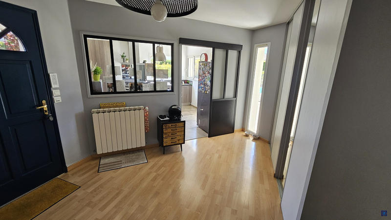 Maison contemporaine - 188 m² - 5 pièces