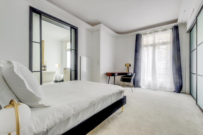 Appartement - 279 m² - 8 pièces