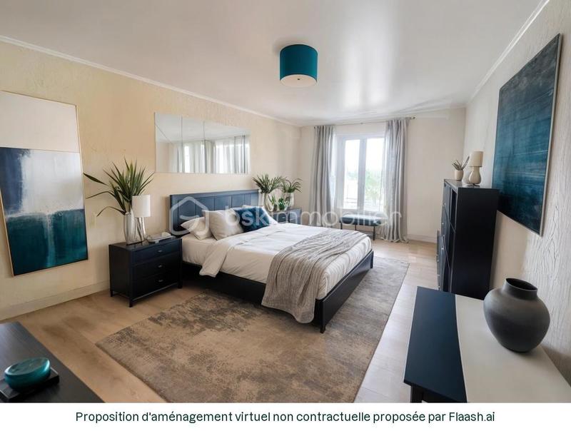 Maison - 280 m² - 15 pièces