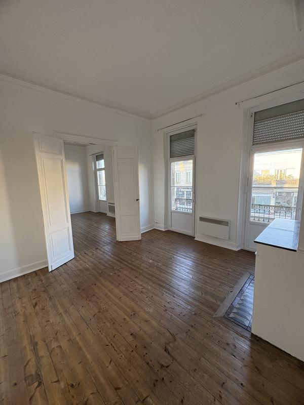Appartement - 56 m² - 2 pièces