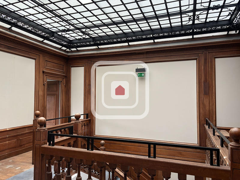 Appartement - 198 m² - 5 pièces