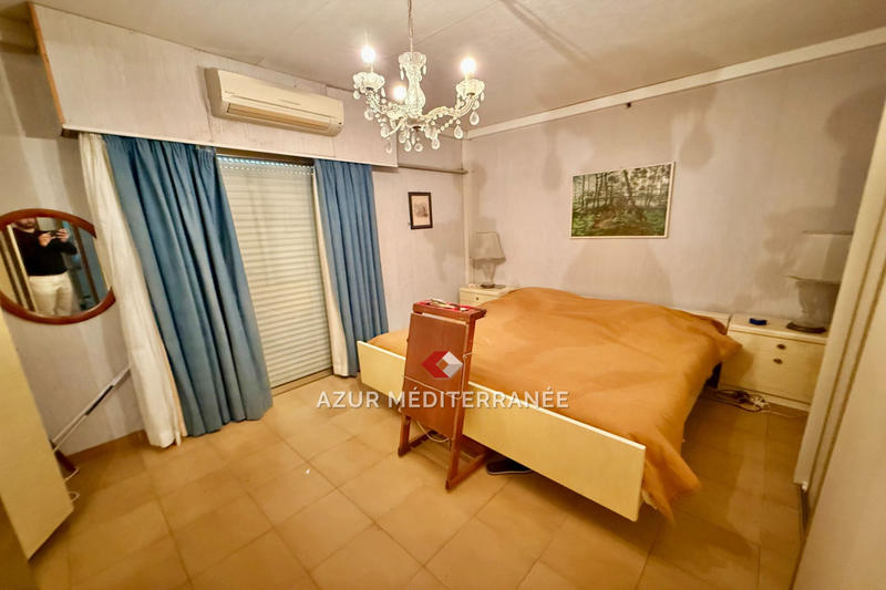 Maison contemporaine - 244 m² - 5 pièces