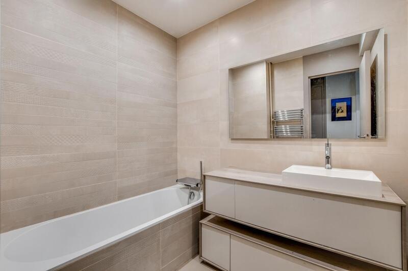 Appartement - 137 m² - 5 pièces