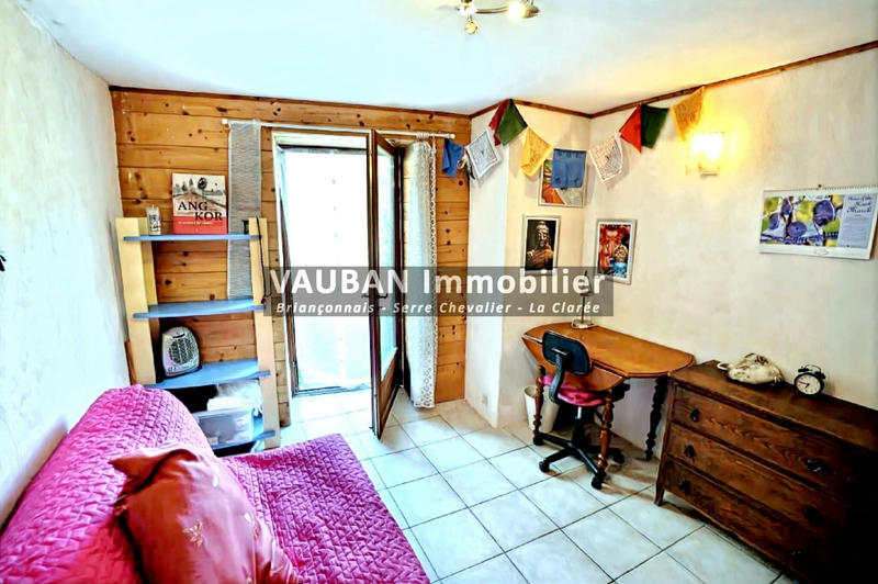 Appartement - 145 m² - 6 pièces