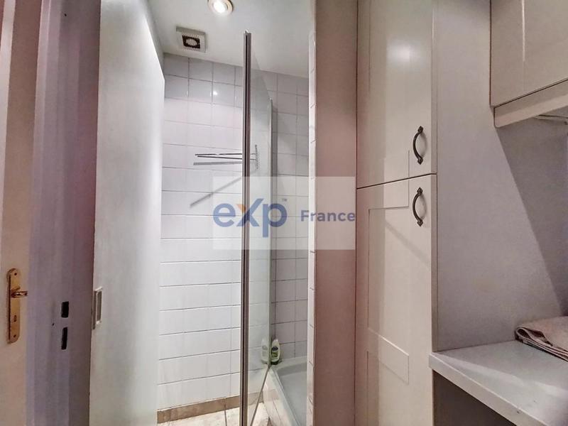 Local commercial - 101 m²