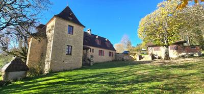 Demeure - 245 m² - 10 pièces