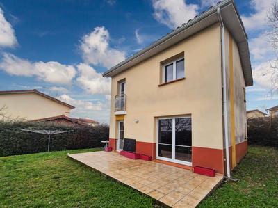 Maison - 80 m² - 4 pièces