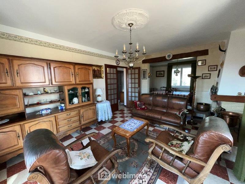 Maison - 140 m² - 6 pièces